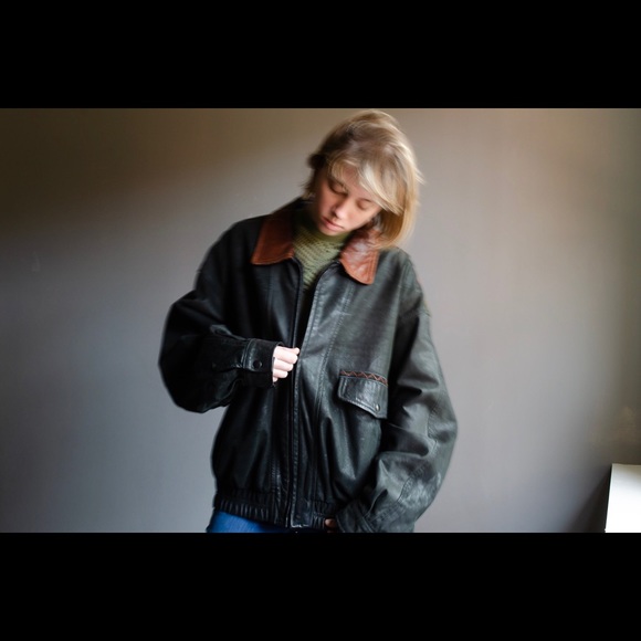 Lone Pine Leather Men’s Jacket - Picture 2 of 8